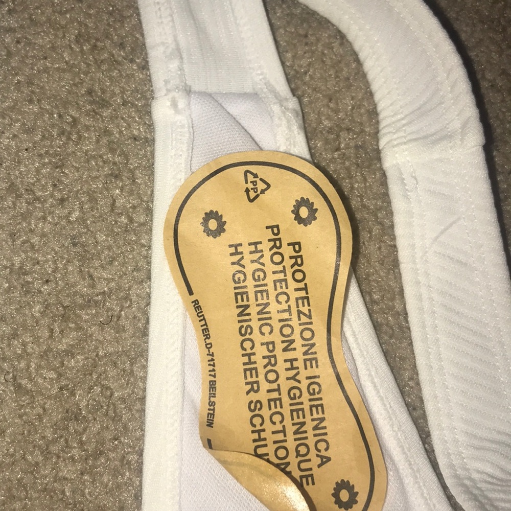 Bikini bundle! - Picture 5 of 6